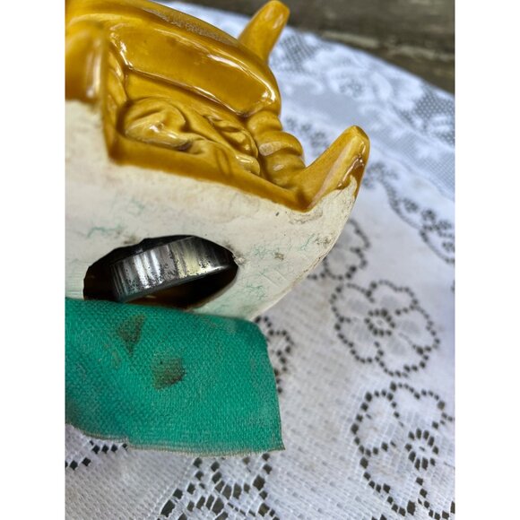 Vintage 1950s Ceramic Rocking Chair/Cat Pin Cushion Tape Measure - Picture 8 of 9